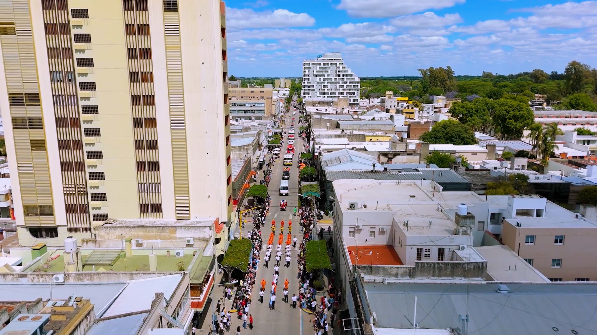 Bell Ville celebró sus 349 años con su tradicional desfile