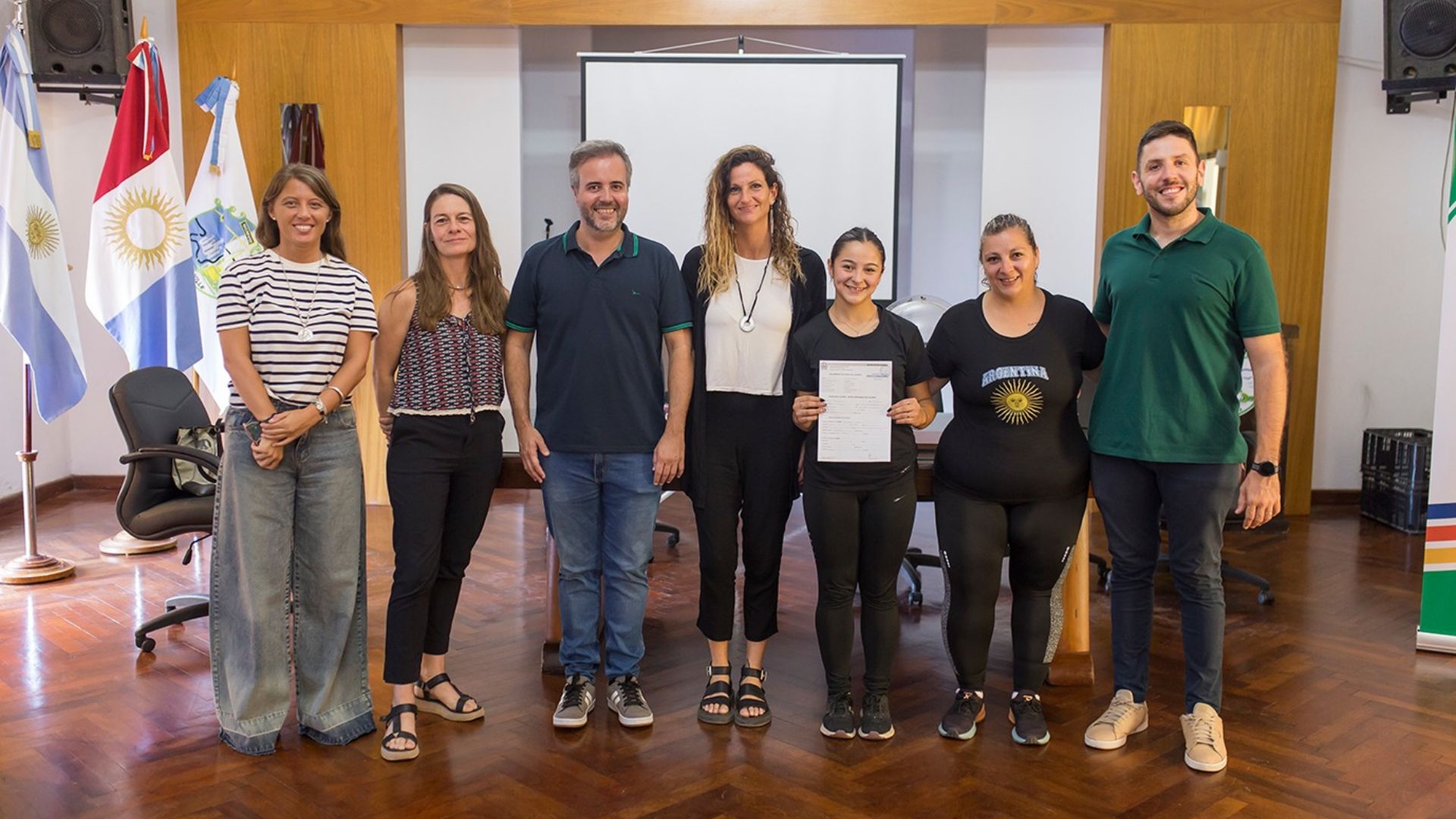Se sortearon becas para el Instituto Superior de Educación Física Bell con apoyo municipal